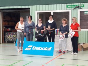 Kamenzer Damen-Doppel verteidigt Pokal in Bernstadt