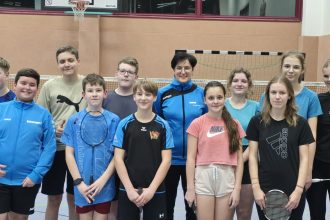 Badminton